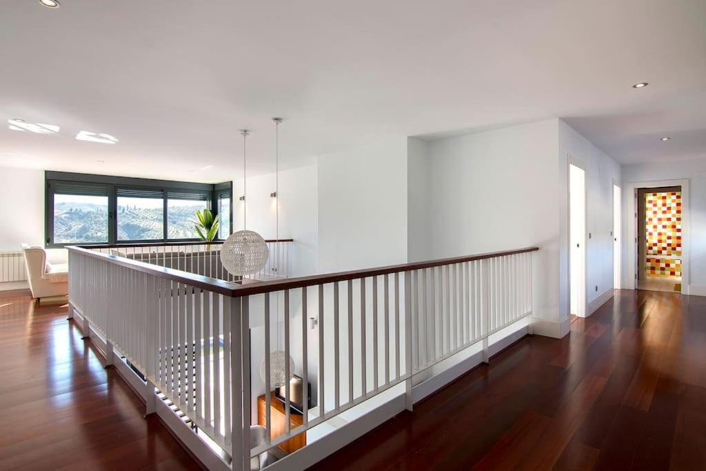 Villa Sierra Huetor Santillan ภายนอก รูปภาพ