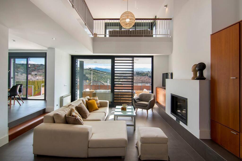Villa Sierra Huetor Santillan ภายนอก รูปภาพ
