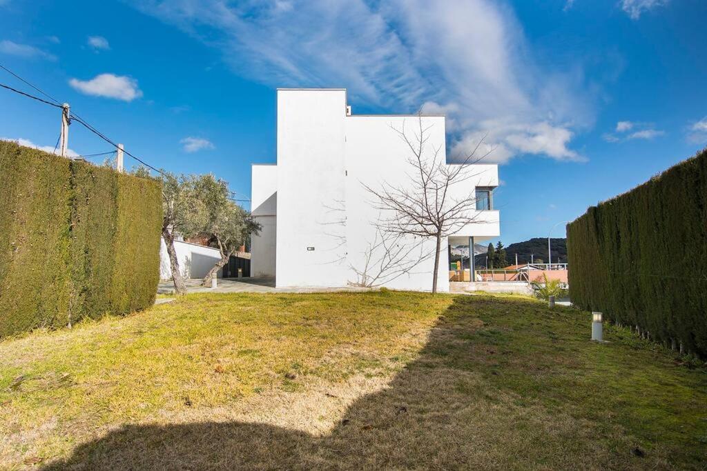 Villa Sierra Huetor Santillan ภายนอก รูปภาพ