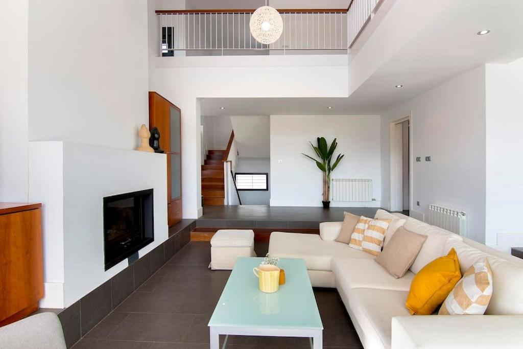 Villa Sierra Huetor Santillan ภายนอก รูปภาพ