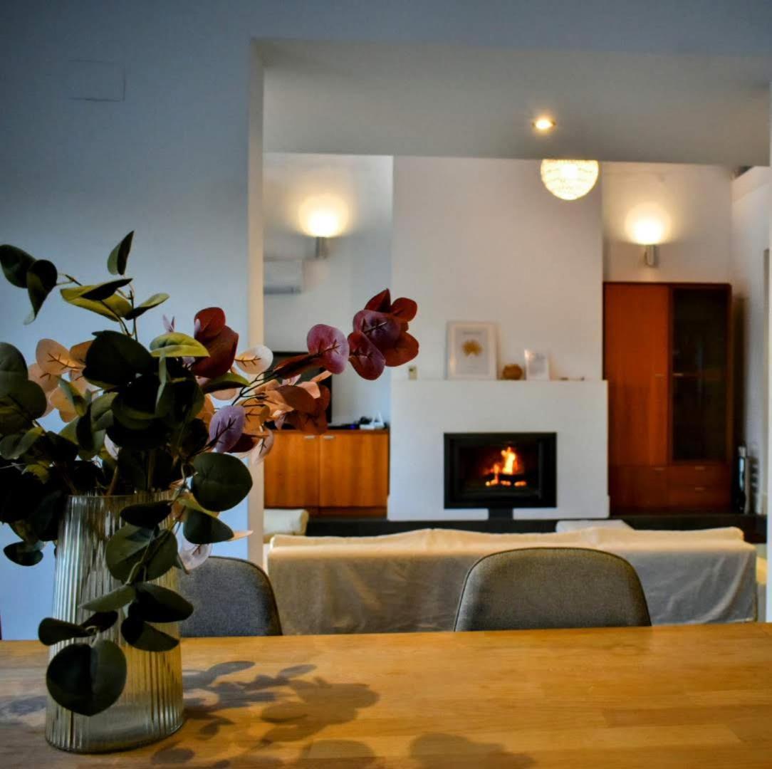 Villa Sierra Huetor Santillan ภายนอก รูปภาพ