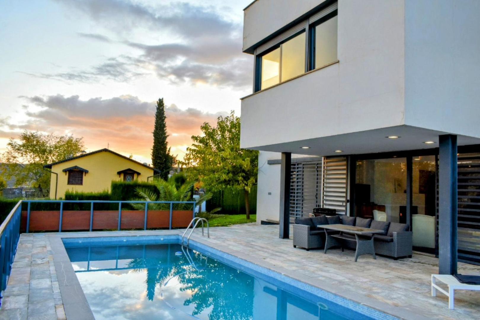 Villa Sierra Huetor Santillan ภายนอก รูปภาพ