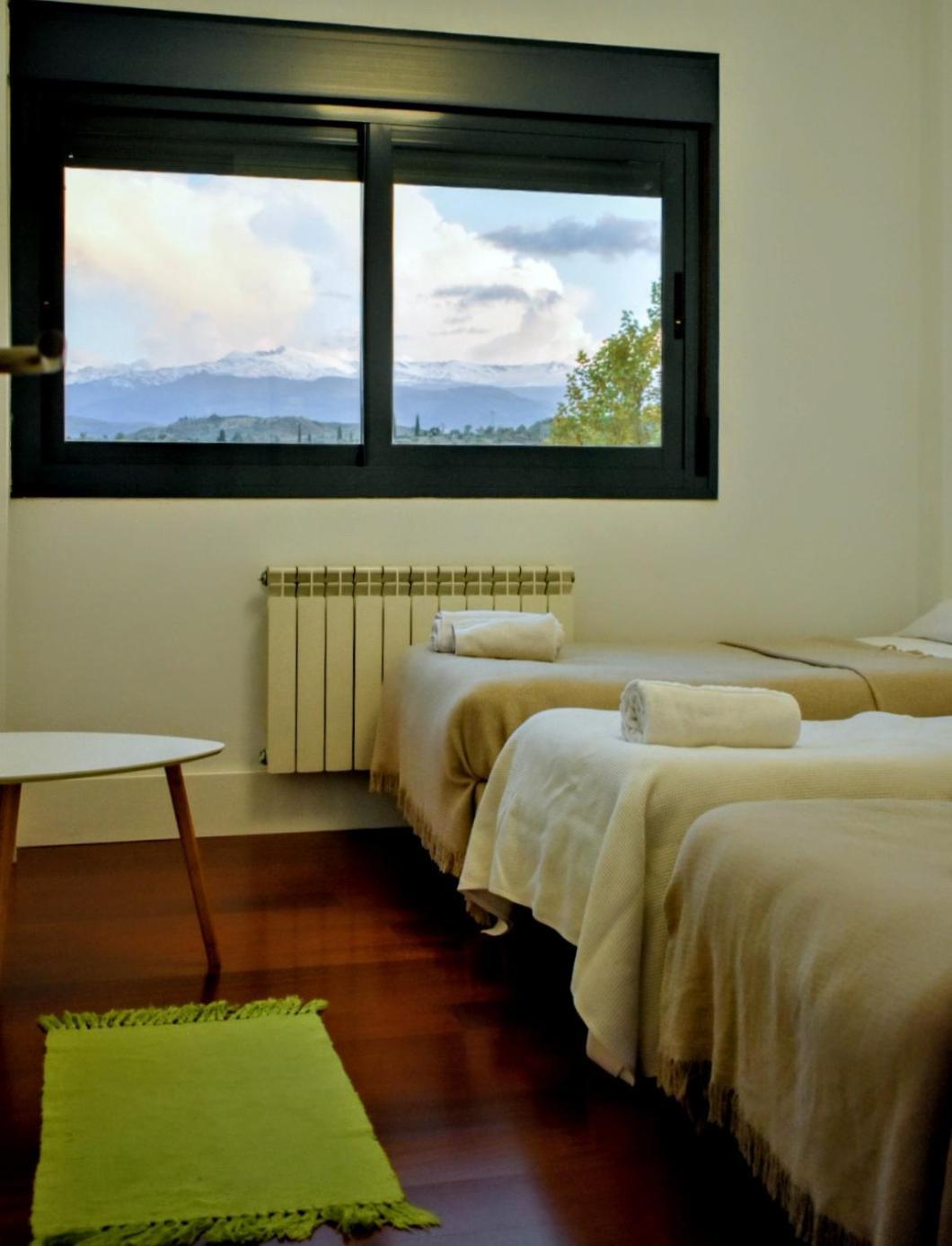 Villa Sierra Huetor Santillan ภายนอก รูปภาพ