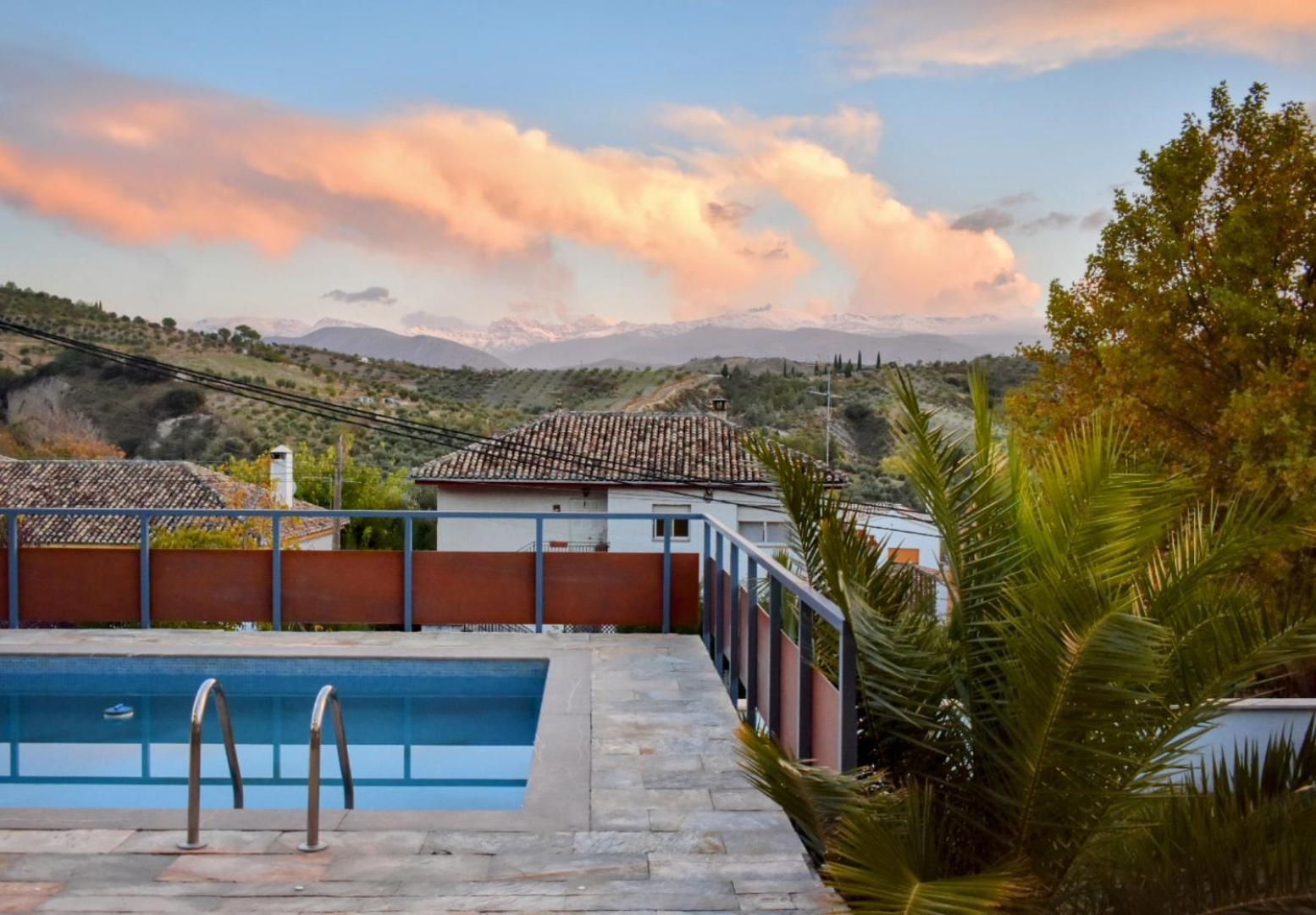 Villa Sierra Huetor Santillan ภายนอก รูปภาพ